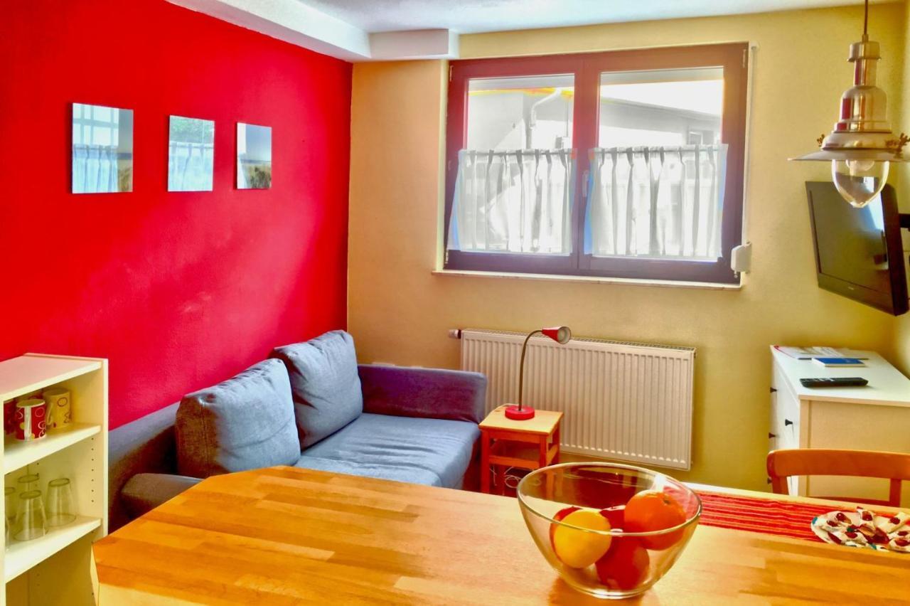 Ferienwohnung Maeder Schaafheim Exterior photo